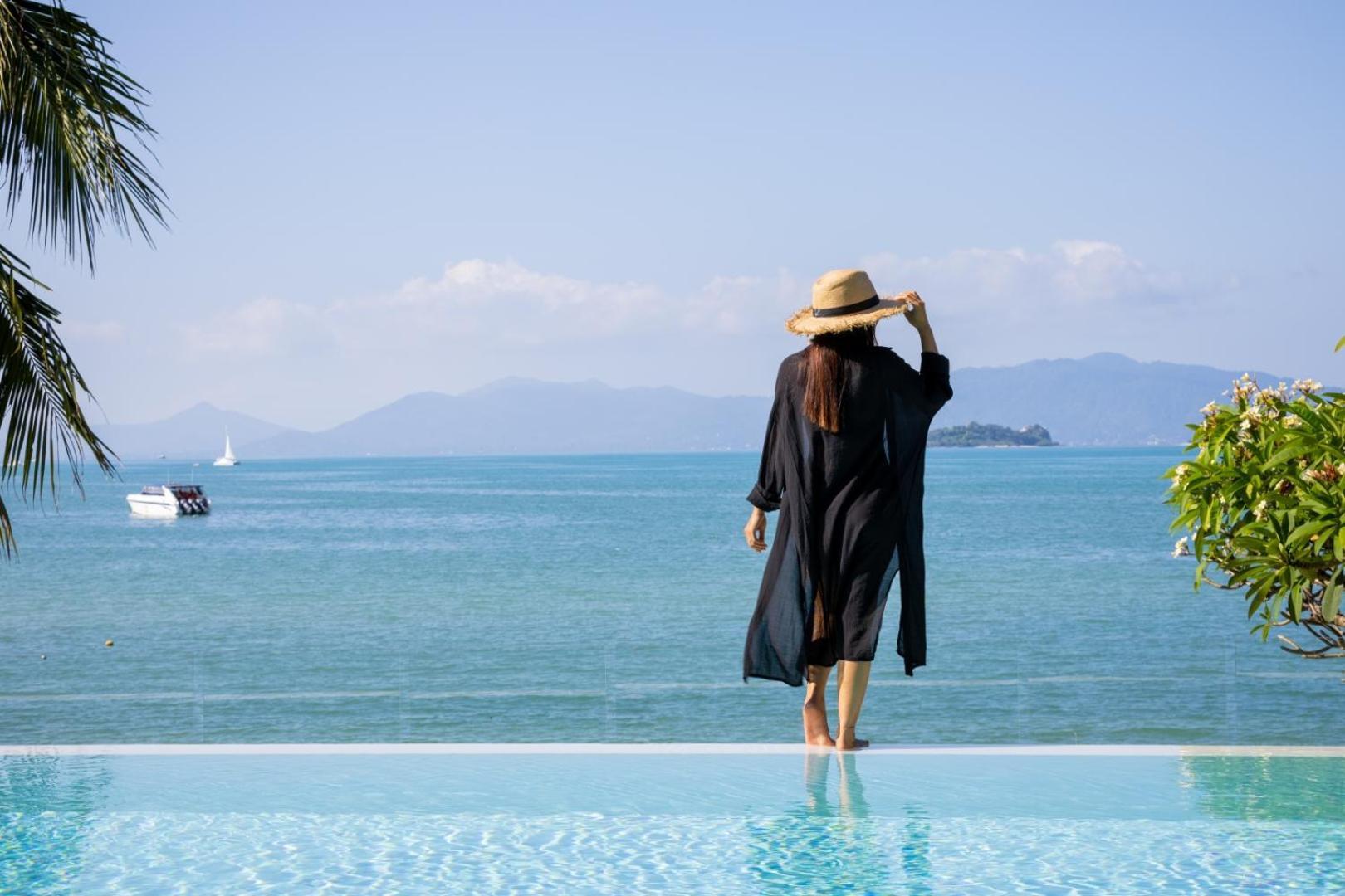 Bacaya Beachfront Villa バンラック・ビーチ エクステリア 写真